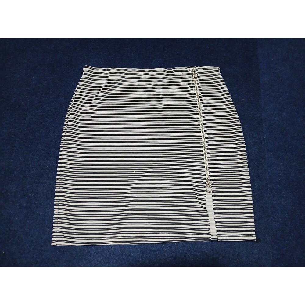 Atmosphere Stripe Pencil Style Skirt  with Stylish  Zipper in Front  14